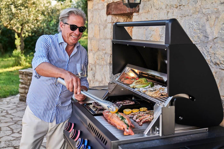 OASIS® 301 Outdoor Kitchen, Built-in 700 Series 32 with Soft Close Doors, ODK301-BIG32RBPMK-1