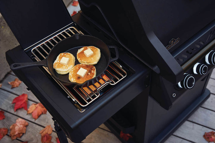 Gas Grill: Napoleon, Phantom Rogue® SE 425 RSIB