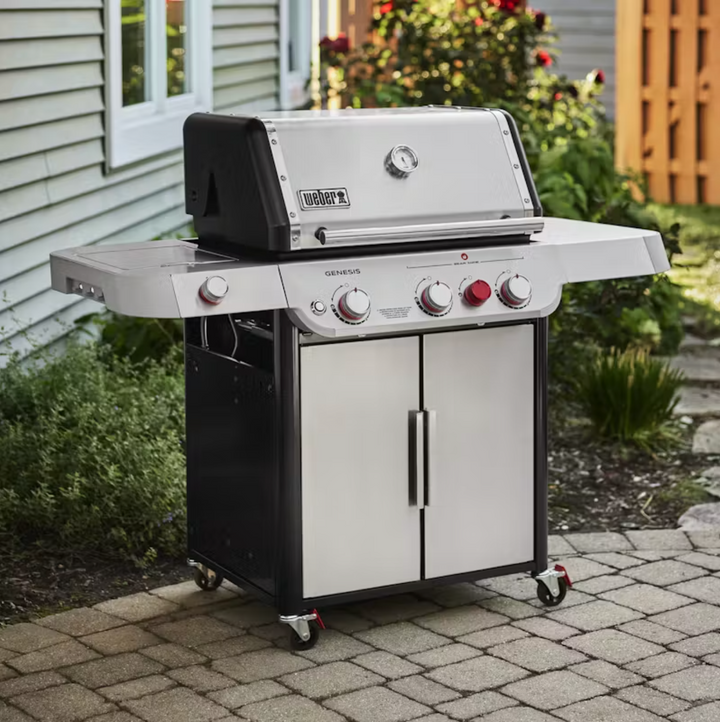 Gas Grill: Weber, Genesis S-335C (Propane) 1500578