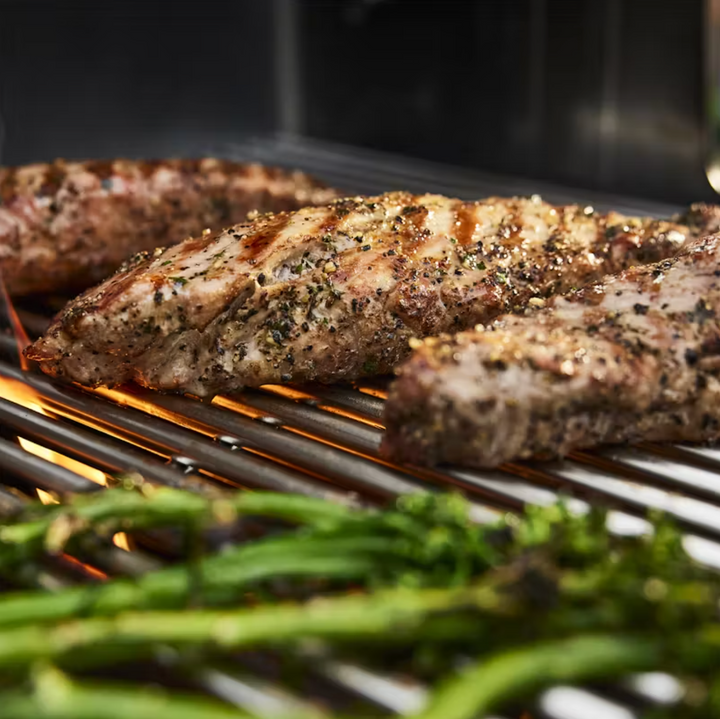 Gas Grill: Weber, Spirit® EP-435 (Liquid Propane) 1500786
